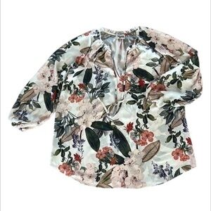 Show me your mumu size medium floral boho top